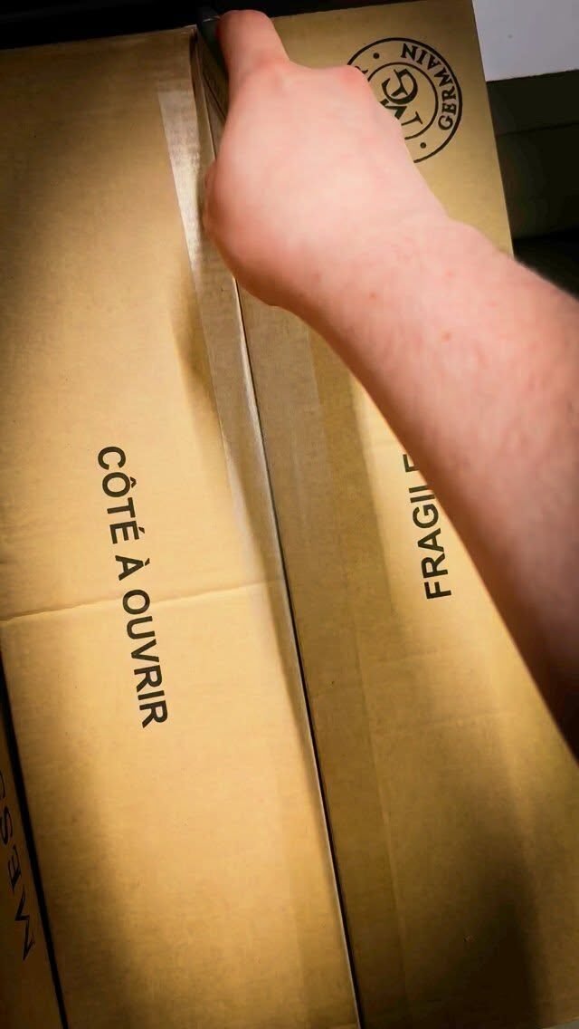 Instagram post from burgundywineclub. This post is in position 0.